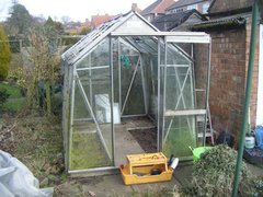 How to dismantle a greenhouse