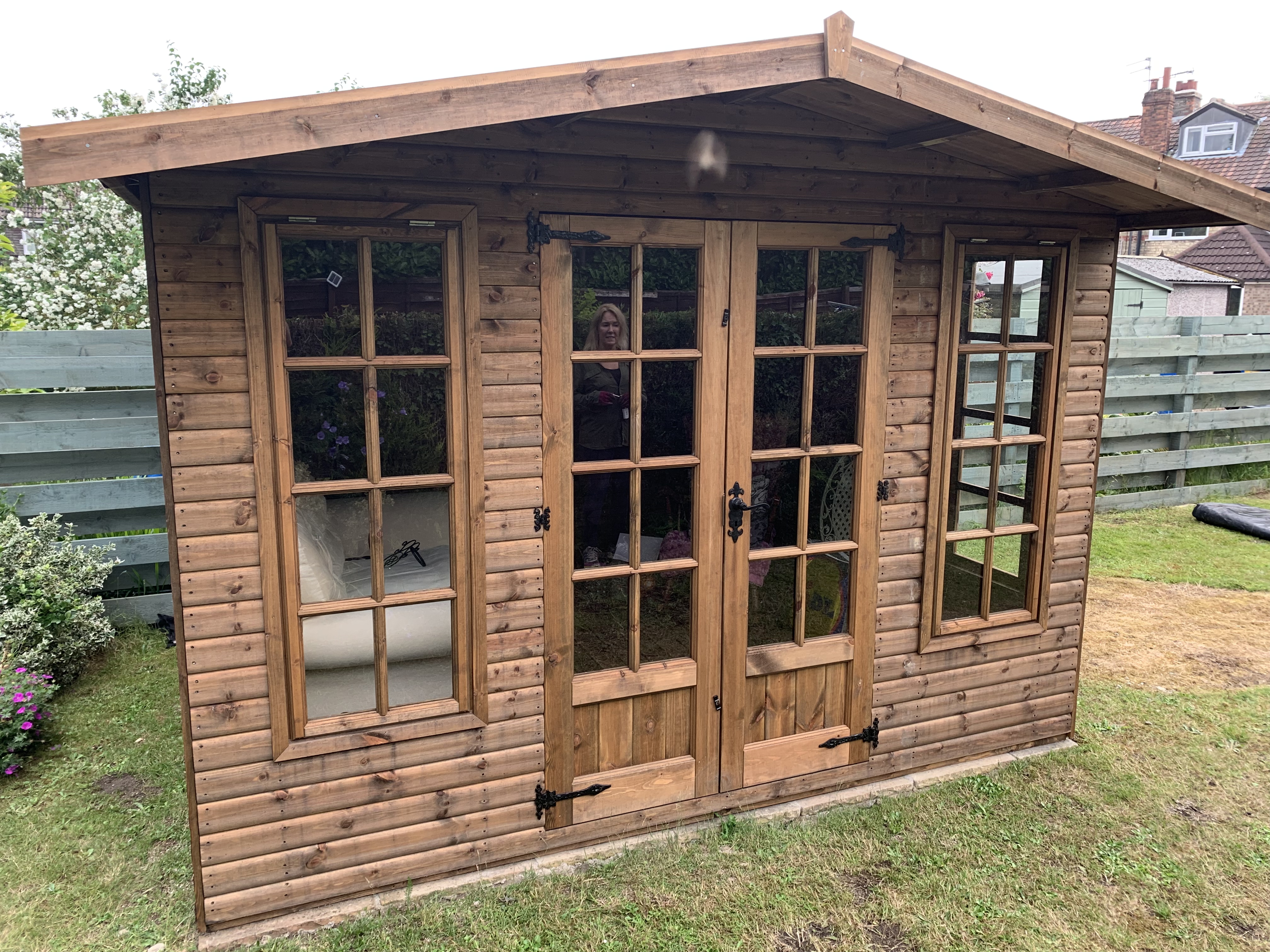 8 x 8 summerhouse2019 06 24 19.20.46