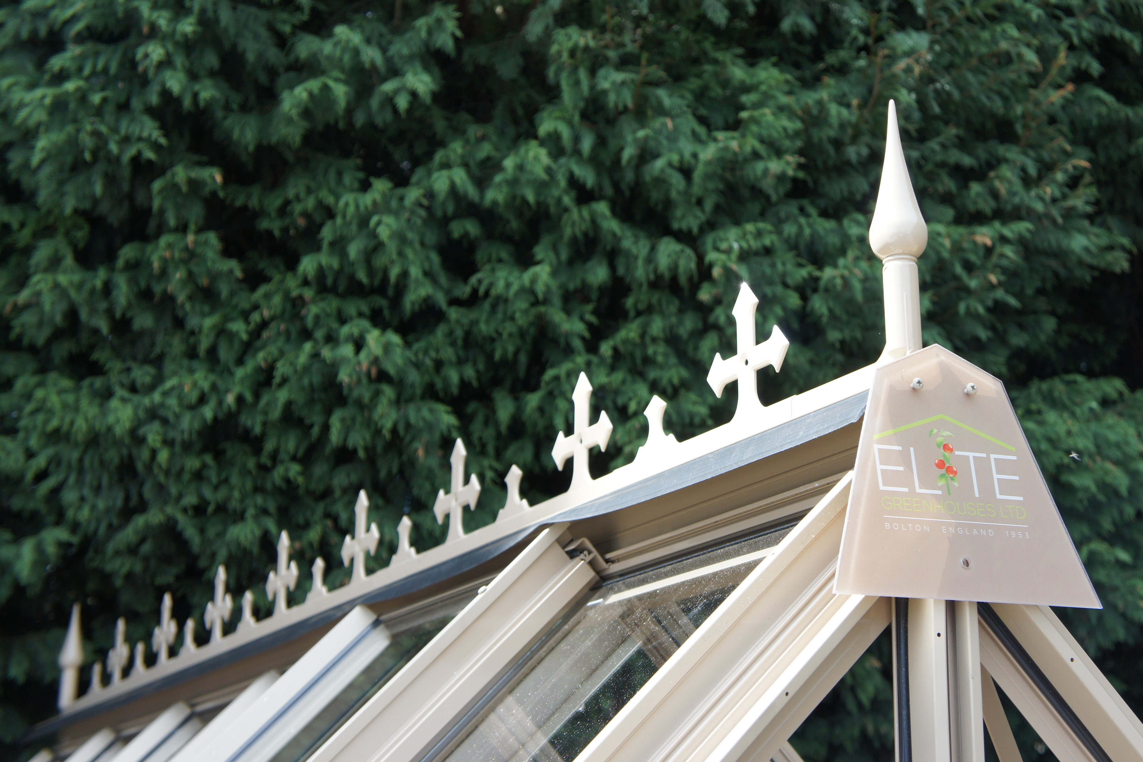 Crestings and finials   copy